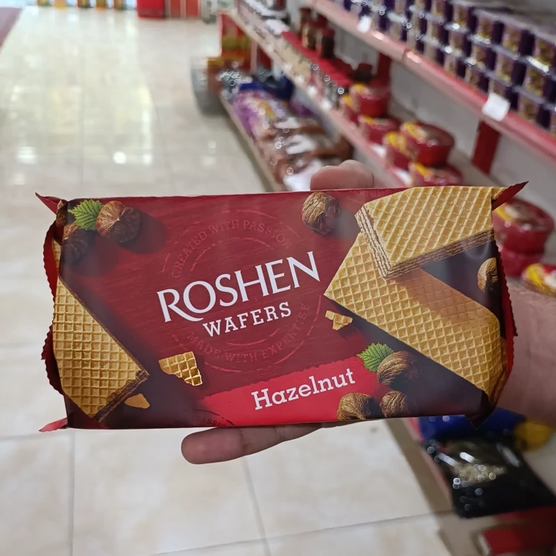 ویفر روشن با کرم فندقی Roshen Wafers Hazelnut وزن 216 گرم