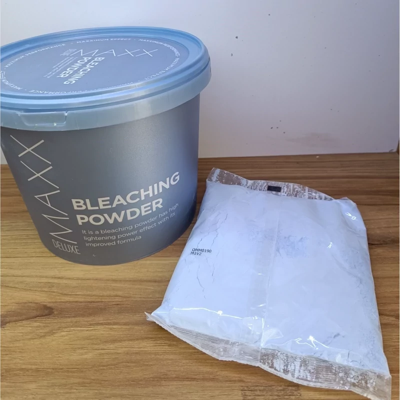 پودر دکلره مکس دلوکس ا MAXX DELUX  در دو رنگ سفید و ابی حجم نیم کیلو اصلی