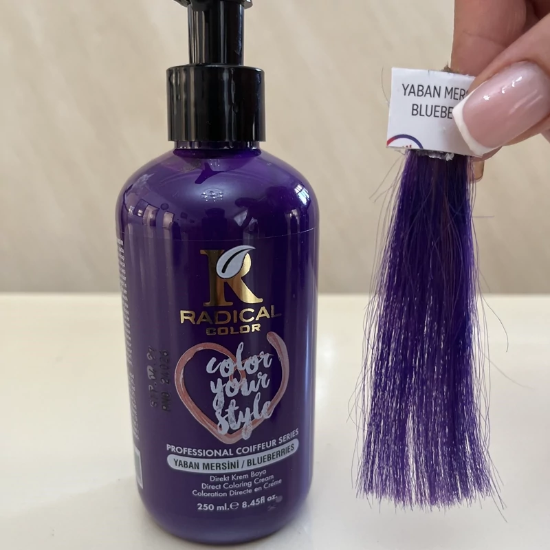 شامپو رنگ  مو رادیکال  کالر رنگ بلوبریBlueberry  حجم 250 میلی لیتر