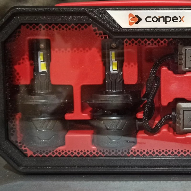 هدلایت CONPEX X8 پایه H4 شدت نور 15000 لومن و توان مجموع 150 وات با یکسال گارانتی