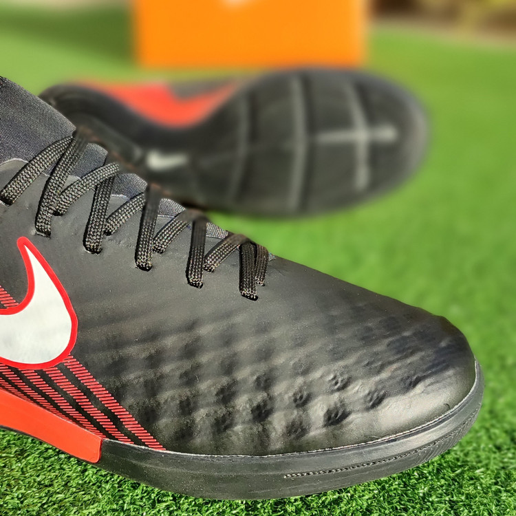 کفش فوتسال نایک مجیستا ایکس ویتنام رنگ شماره 13