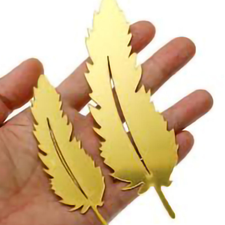 اینه دکوراتیو پدیده مدل پر کوچولو