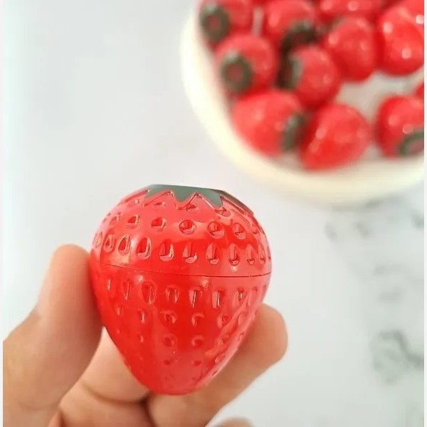 بالم لب توت فرنگی romantic sweet