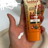 کرم ضد آفتاب حلزون SPF90 بدون رنگ و ترمیم کننده
