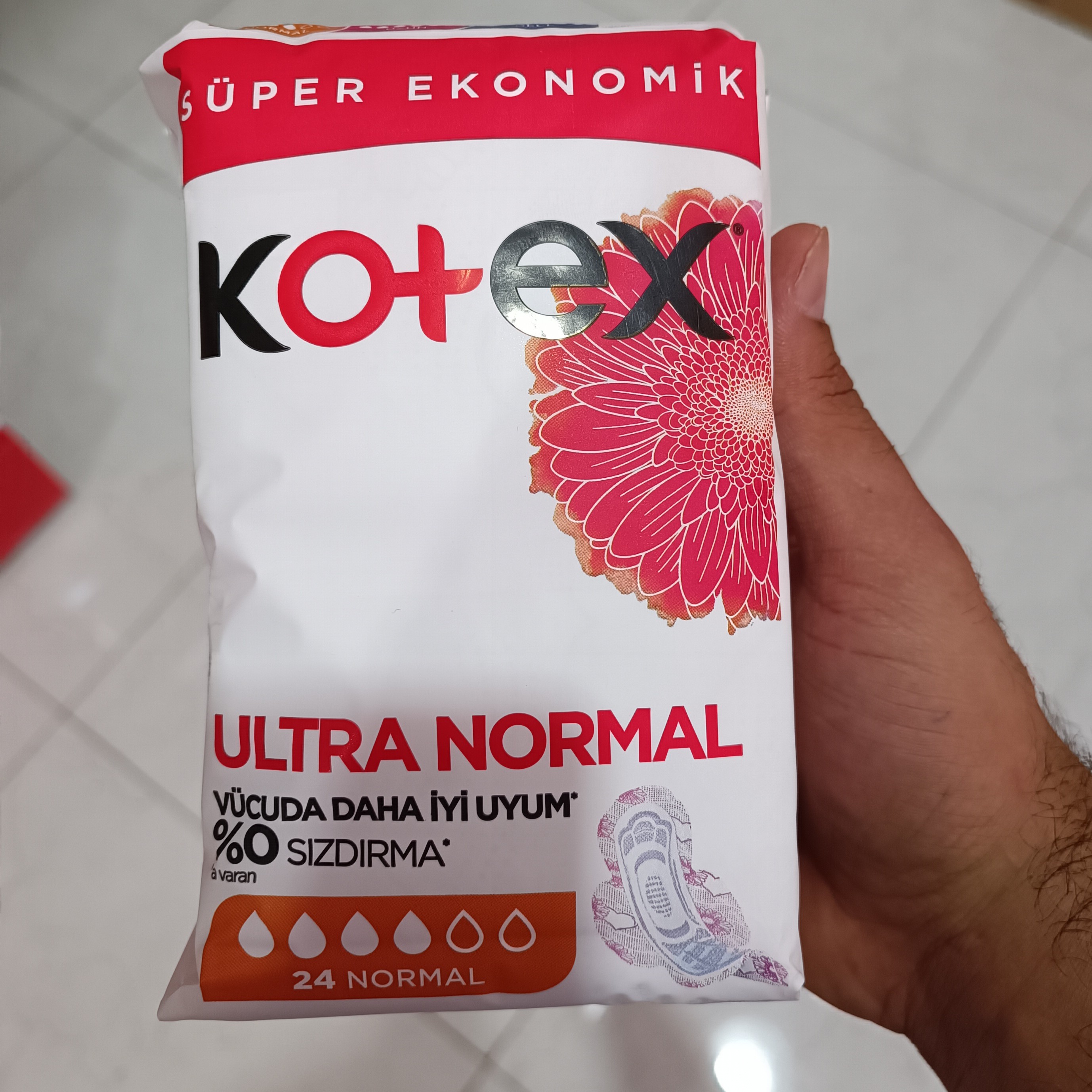 نوار بهداشتی بالدار نازک کوتکس  فوق طبیعی Kotex مدل Ultra Normal بسته 24 عددی